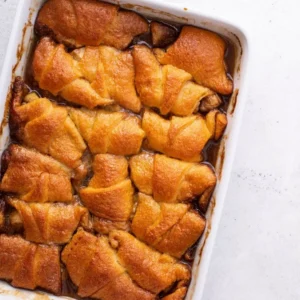 Apple Cinnamon Roll Casserole